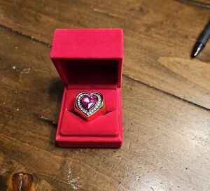 NWT Kurt Geiger Heart RING